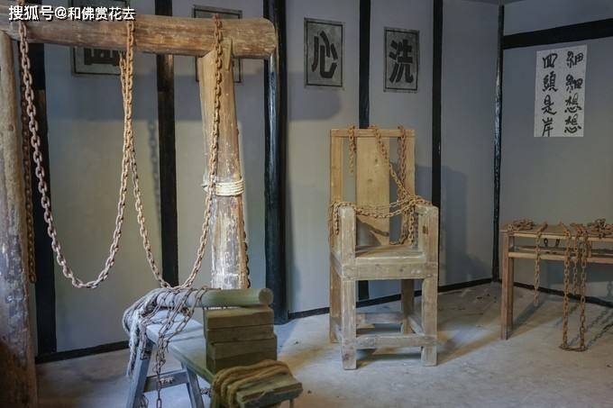渣滓洞大屠杀唯一女幸存者:躲进男厕尿槽里脱险,江姐睡在她上铺