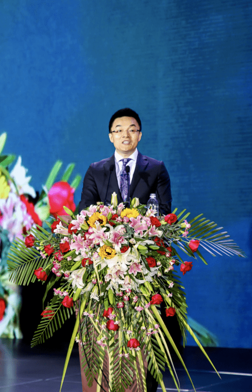 洪清华被聘为淄博市文旅发展顾问 并在大会上作主旨演讲