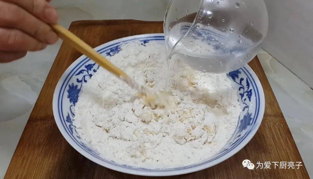 家常小零食的做法不發麵不燙麵比油條麻花還香真的太好吃了