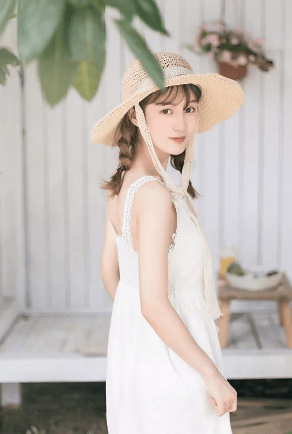 学会8个上半身的拍照pose,再也不怕面对镜头了