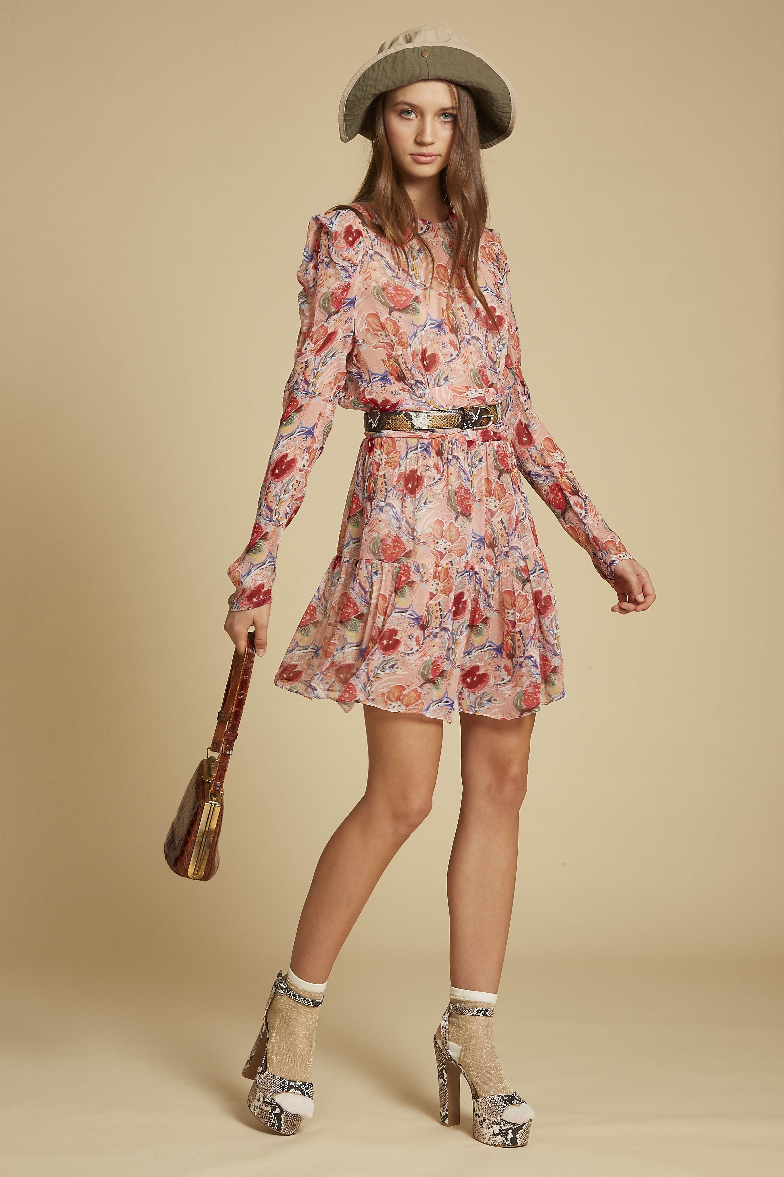 花的力量谭燕玉viviennetam2020春夏时装