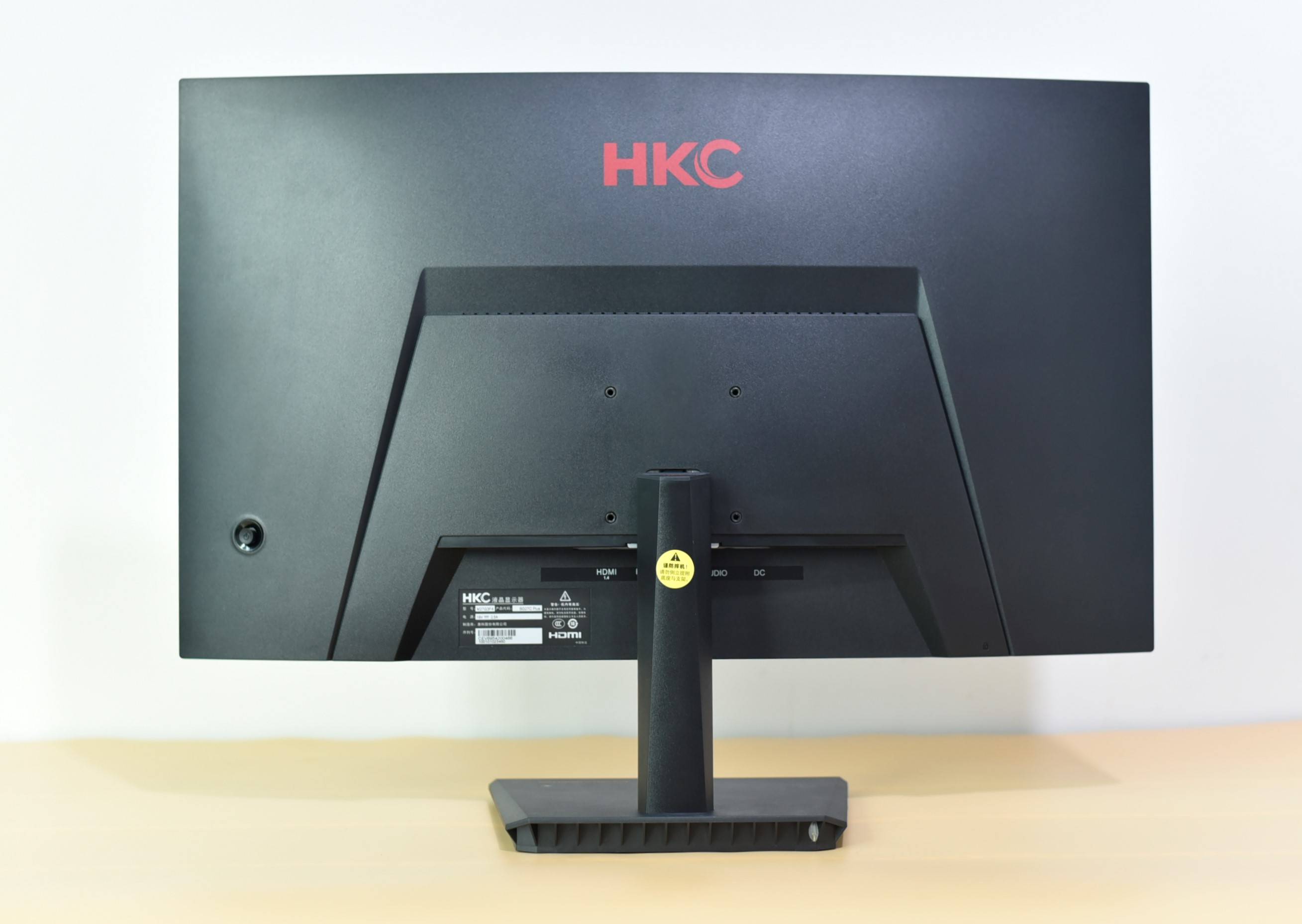 2000万1高动态对比度hkcsg27cplus带来优越视觉色彩