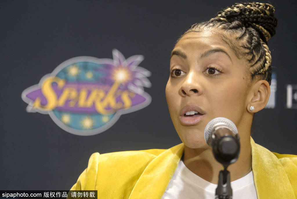 1/ 12 北京时间2020年9月25日, wnba官方宣布,坎迪斯-帕克当选wnba本