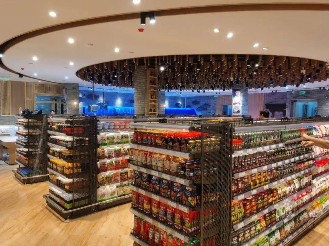 北京菜鲜果美精品超市第八家门店开业