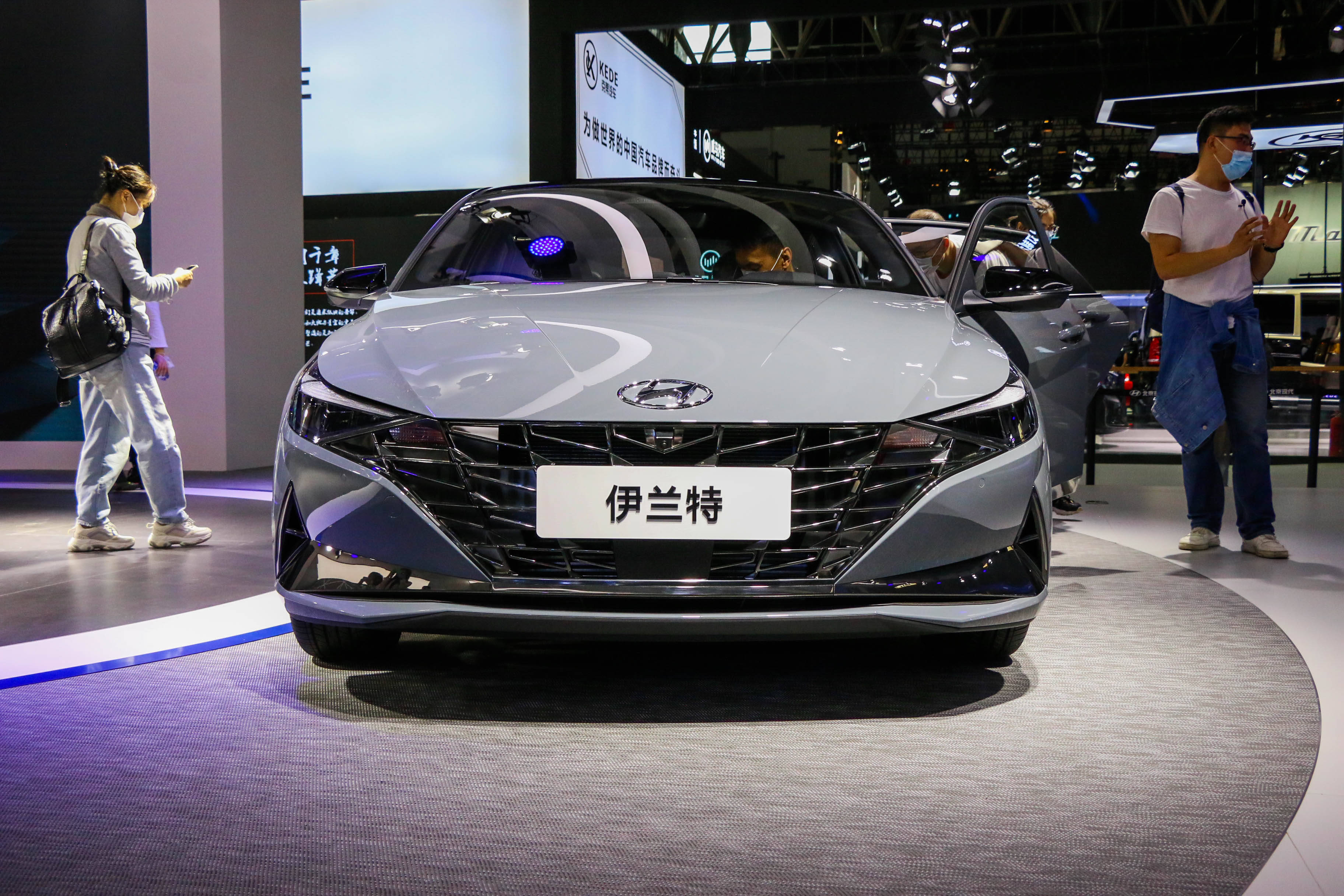2020北京车展丨设计今非昔比,吹响反攻号角 北京现代伊兰特车展实拍