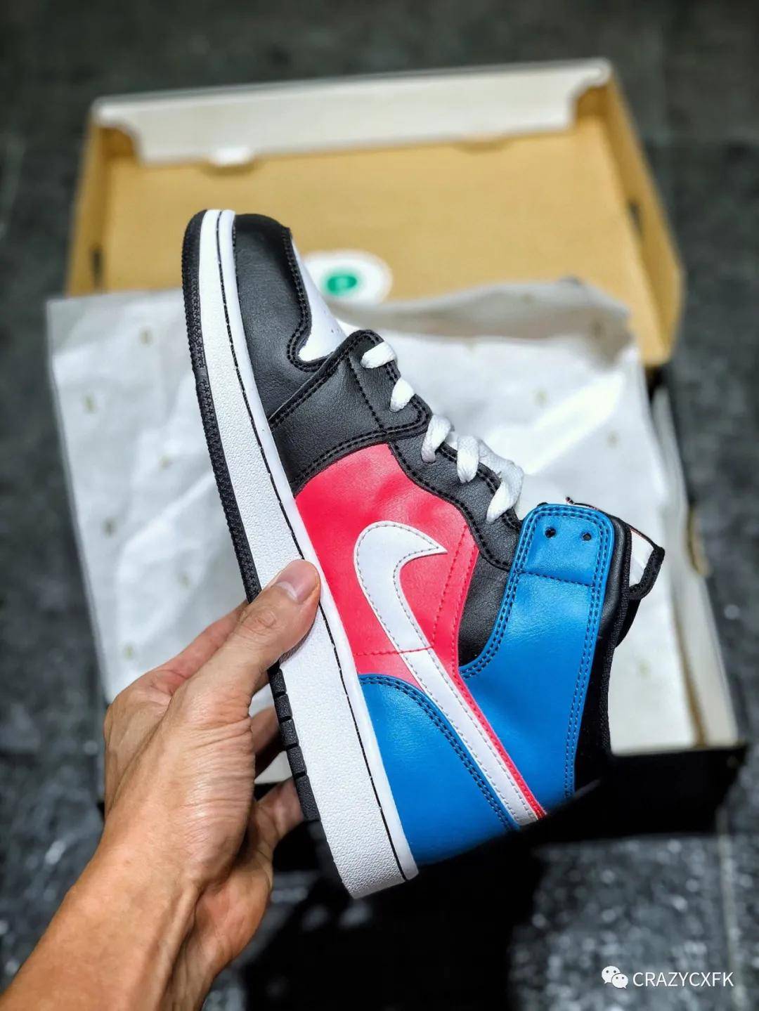 乔丹airjordan1midaj1multipatent红白蓝拼接球鞋cv4891001