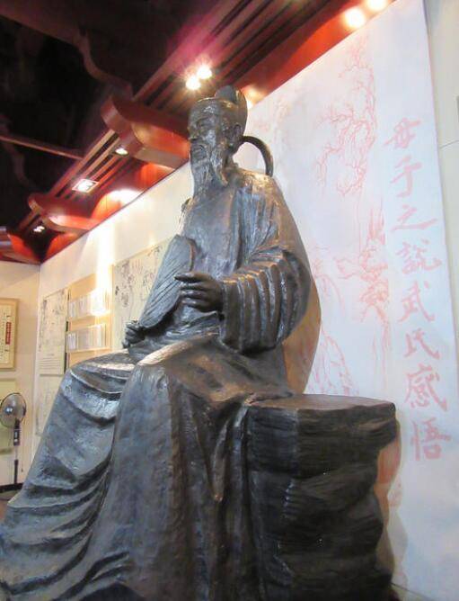 狄仁杰真的只靠讲道理就说服武则天把皇位传给儿子的吗?_李昭德