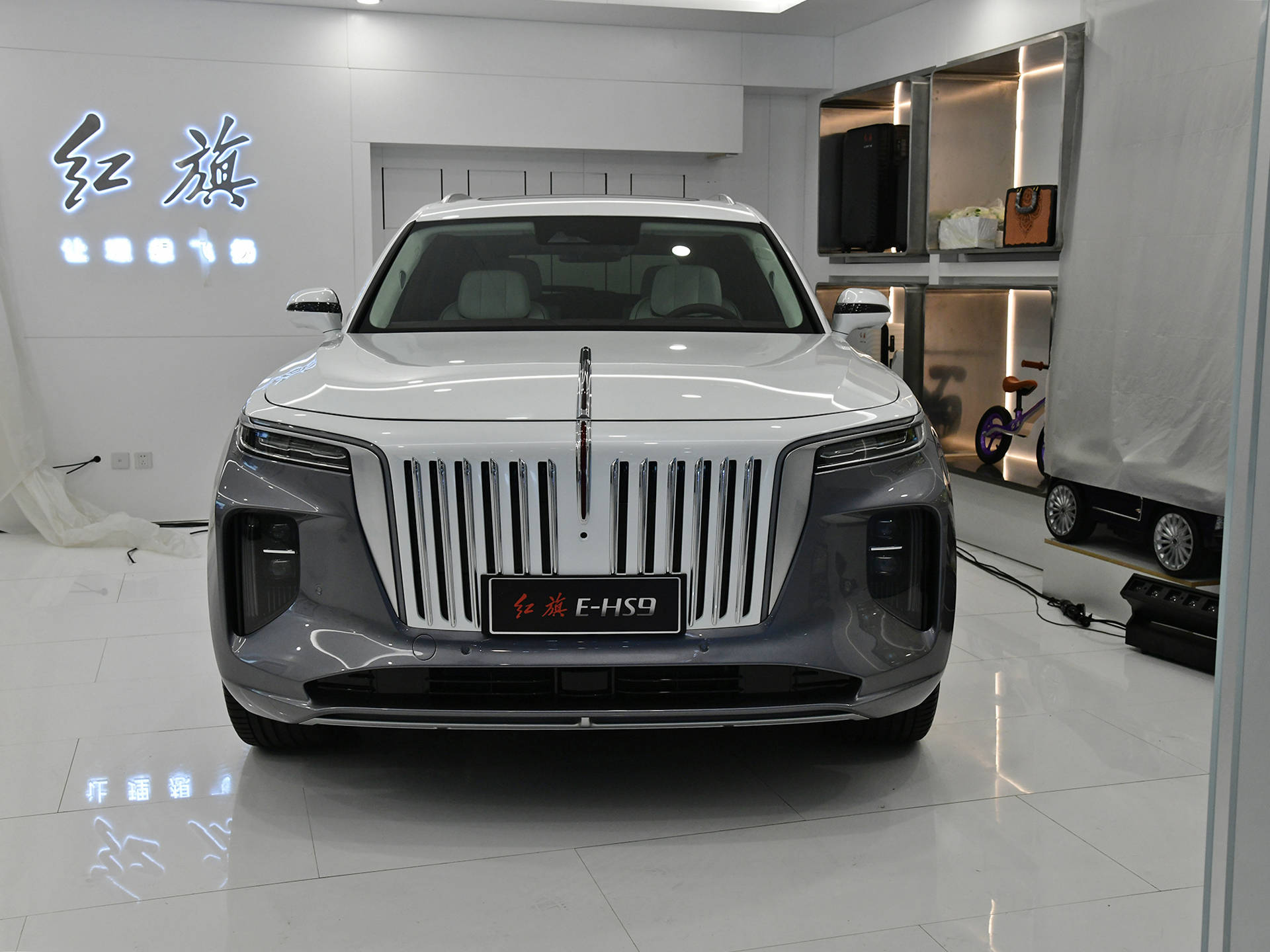 北京车展:红旗e-hs9预售55万起,最远续航超500km!_搜狐汽车_搜狐网