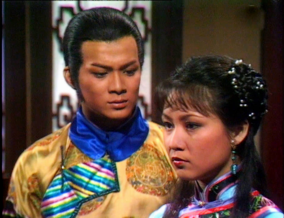 这部剧就是华哥唯一的帝王角色——乾隆大帝,不过华哥演的皇帝派头太