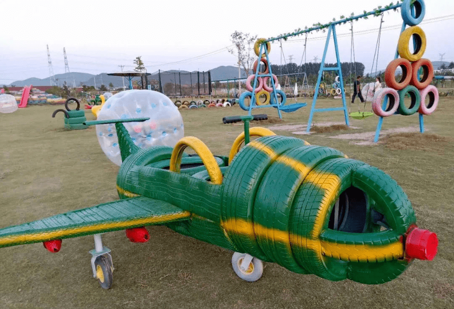 国庆之际,中秋之时,在游玩有趣,刺激的轮胎乐园的同时,还有精彩丰富的