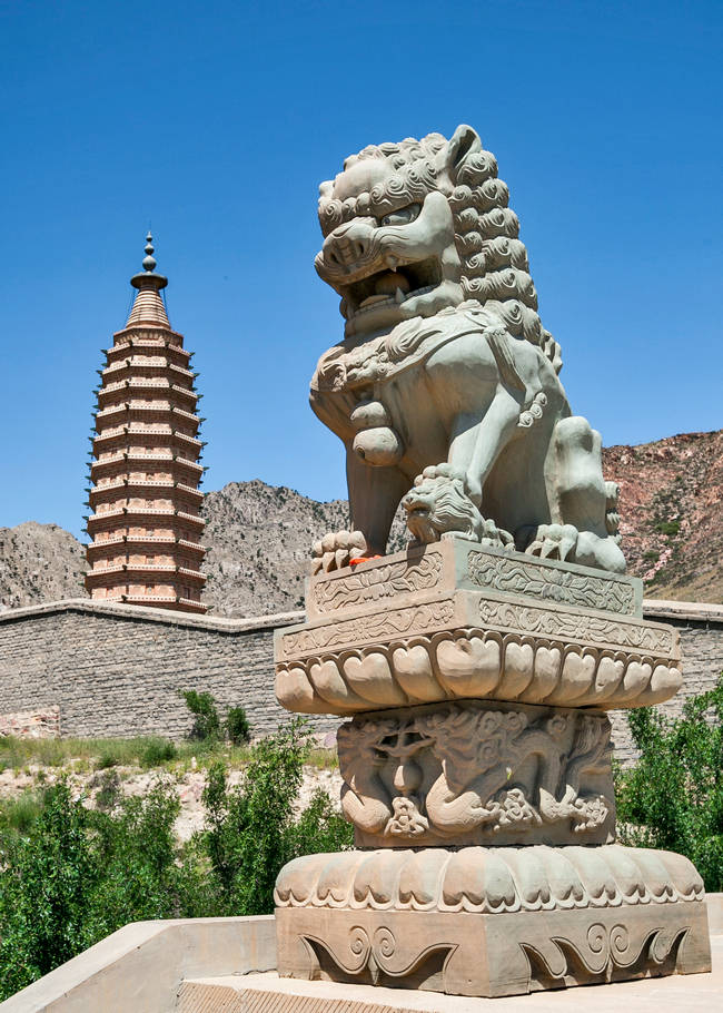 宁夏-银川-拜寺口双塔