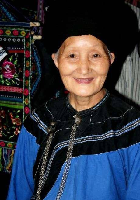 她是最美压寨夫人16岁自愿嫁给湘西魔王如今容貌依旧