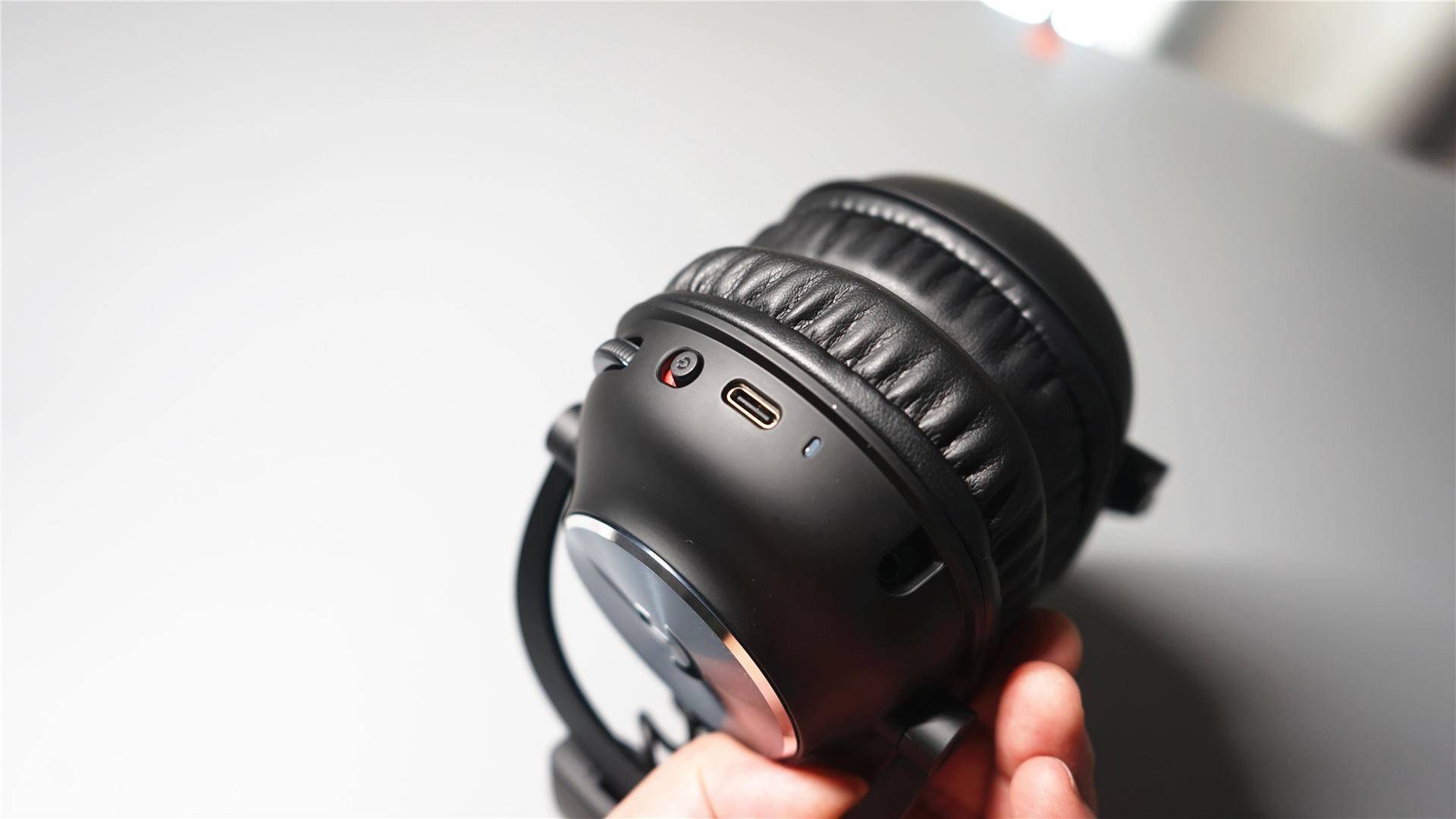 纤毫毕现 狗屁王最佳搭档 fps玩家极致选择 罗技g pro x无线游戏耳机