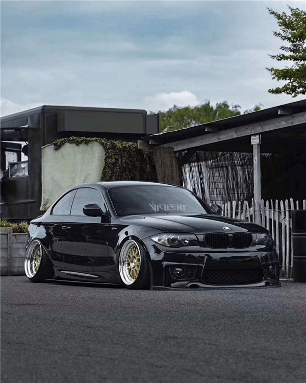 李洋分享宝马e82改装台湾正品绞牙避震气动避震品牌airbft套件