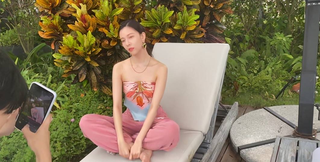 宋妍霏假期也不闲着,给大家带来了拍摄技巧,简直太美了_照片