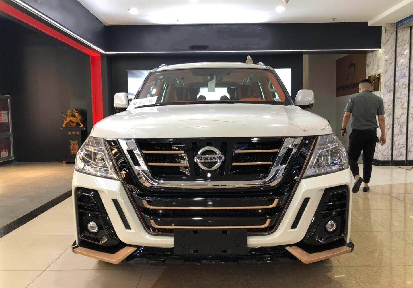 日产途乐40改装版抢先看14寸竖屏导航星空顶