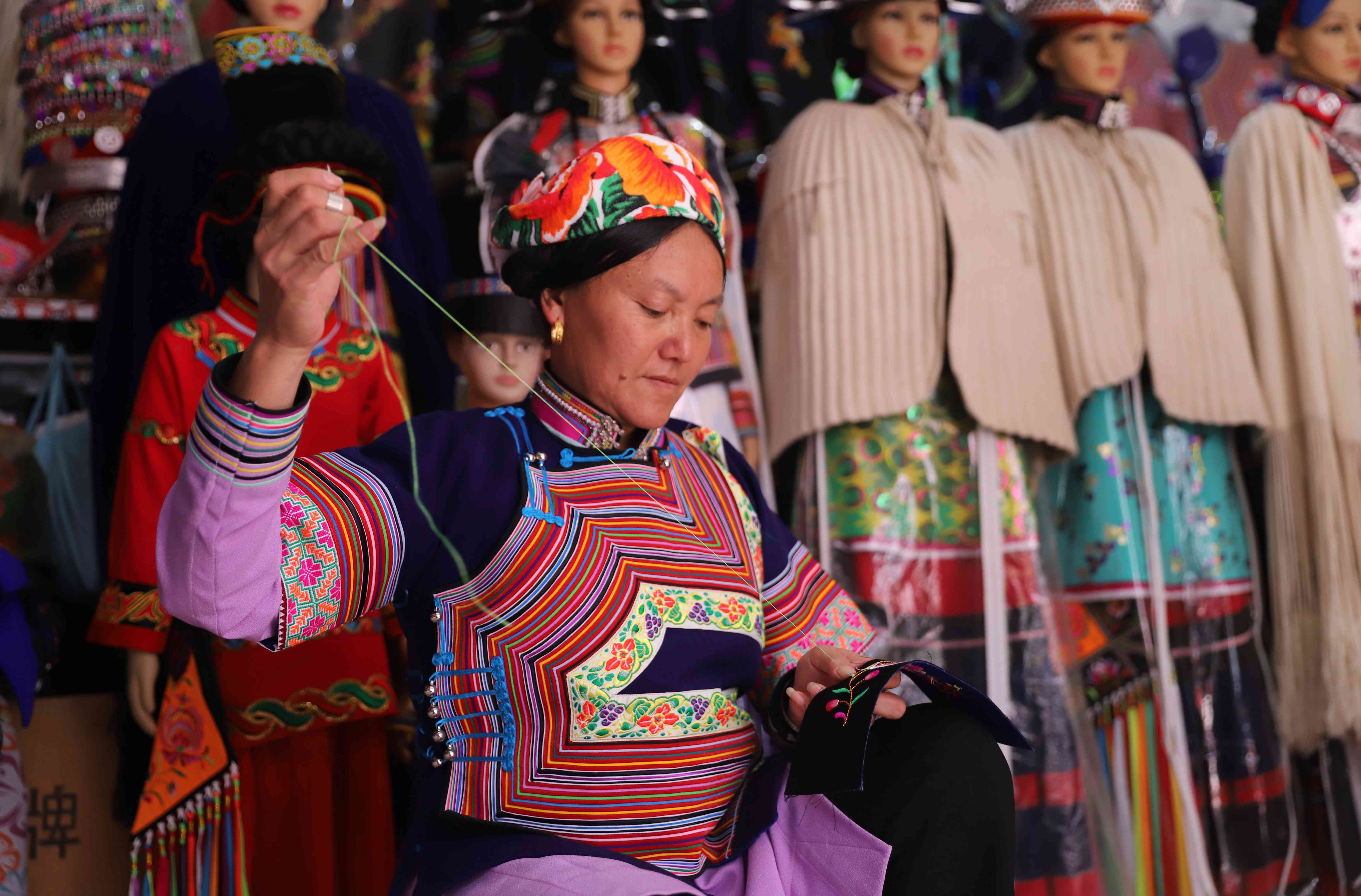 会东刺绣 游走于针尖的民间艺术