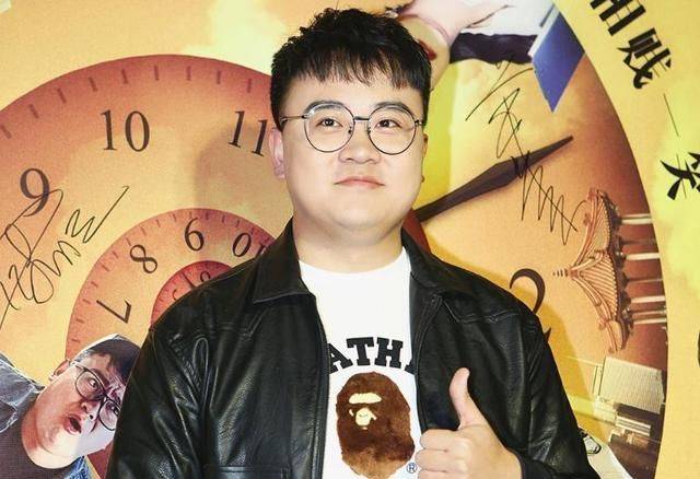 因为反串角色而走红,孔连顺演技不断提升,逐渐达到笑星水准_过程