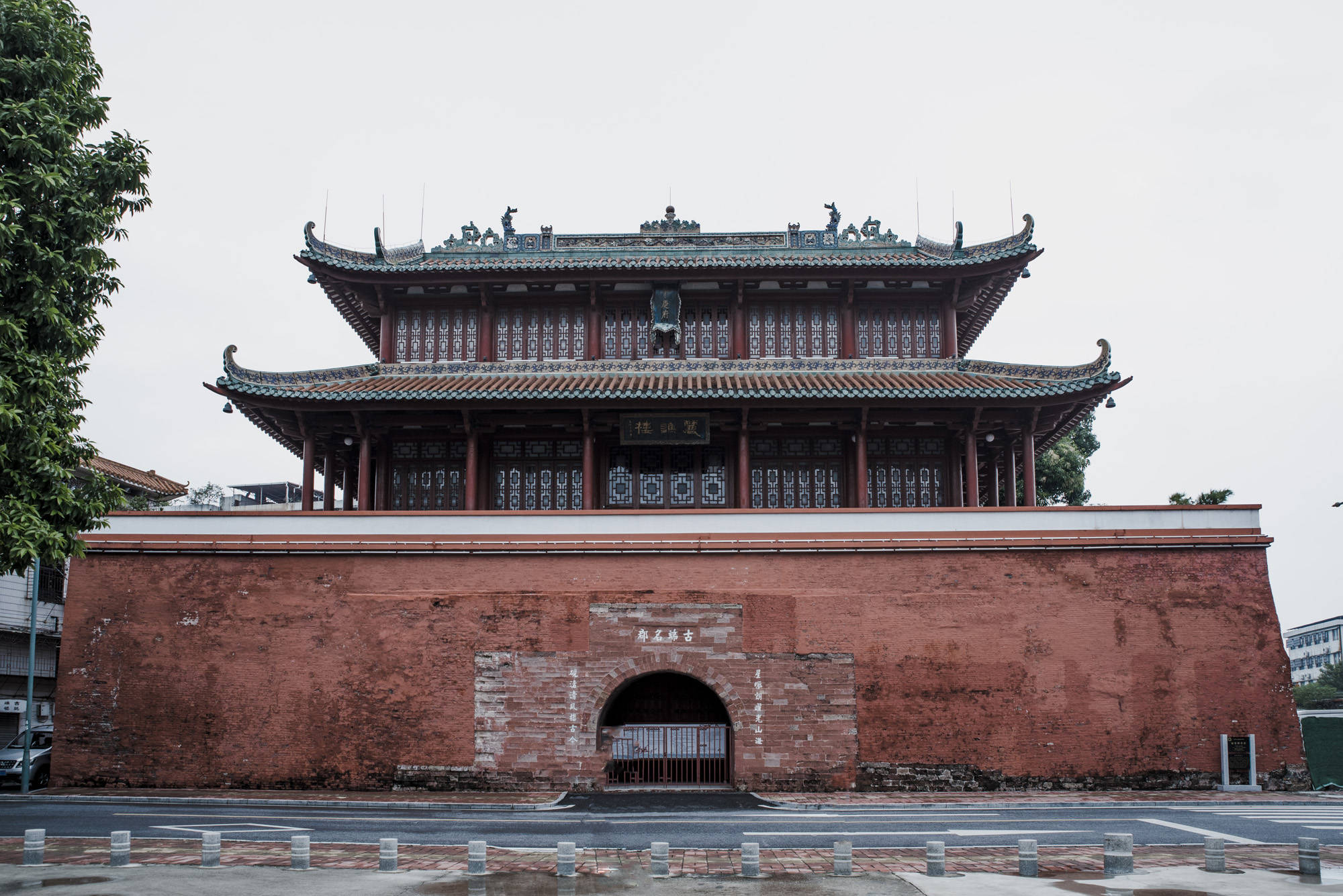 国内极少见的宋代砖城墙,享有小万里长城之称,就藏广东肇庆