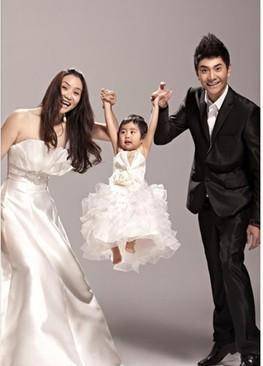 奥运冠军邢傲伟前妻现状,离婚后独自抚养女儿,如今变成单身女强人