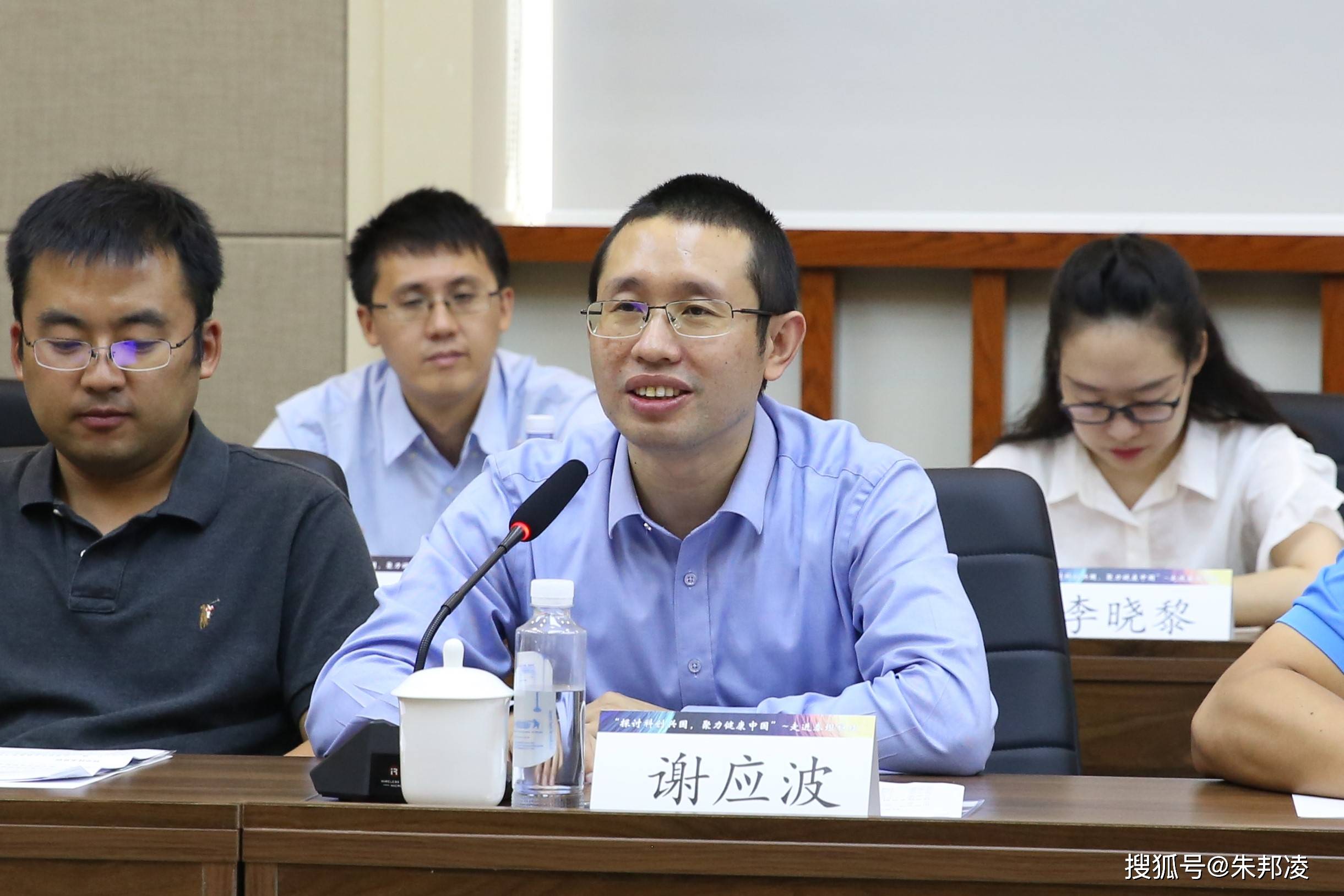 博士借20万宿舍创业,曾被质疑皮包公司!今成"科学服务第一股"