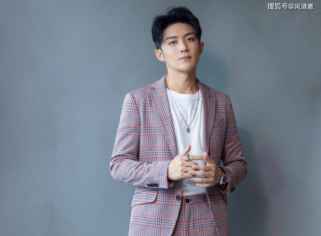 李泽锋01,在《三十而已》中,李泽锋是渣男许幻山