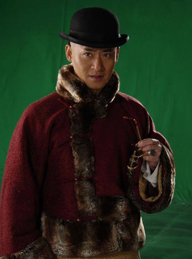 《欢天喜地七仙女》中的阴蚀王还记得吧?搭档鞠婧祎,帅出新高度_修庆