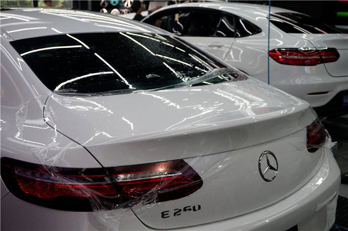 奔驰e260新车贴膜法国hexis漆面保护膜tpu隐形车衣保护原厂车漆