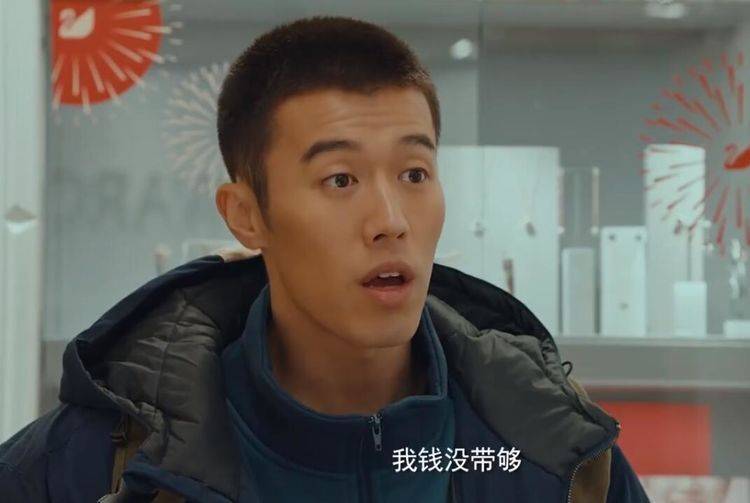 原创刘闻钦结局悲惨,扮演者周游却获最佳男演员,网友终于不心疼了