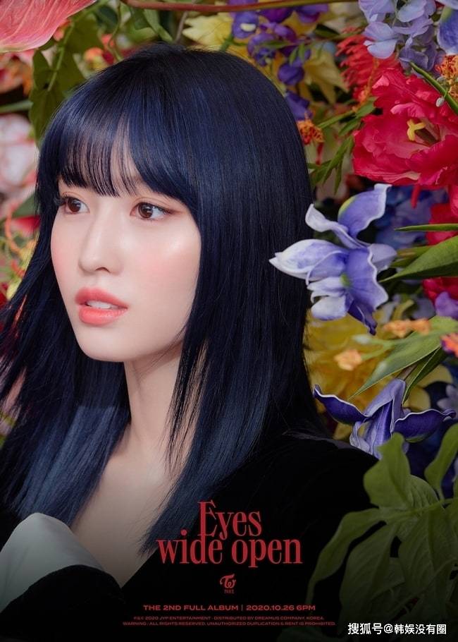 twice正规二辑之momo单人预告妥妥的真人玩偶啊