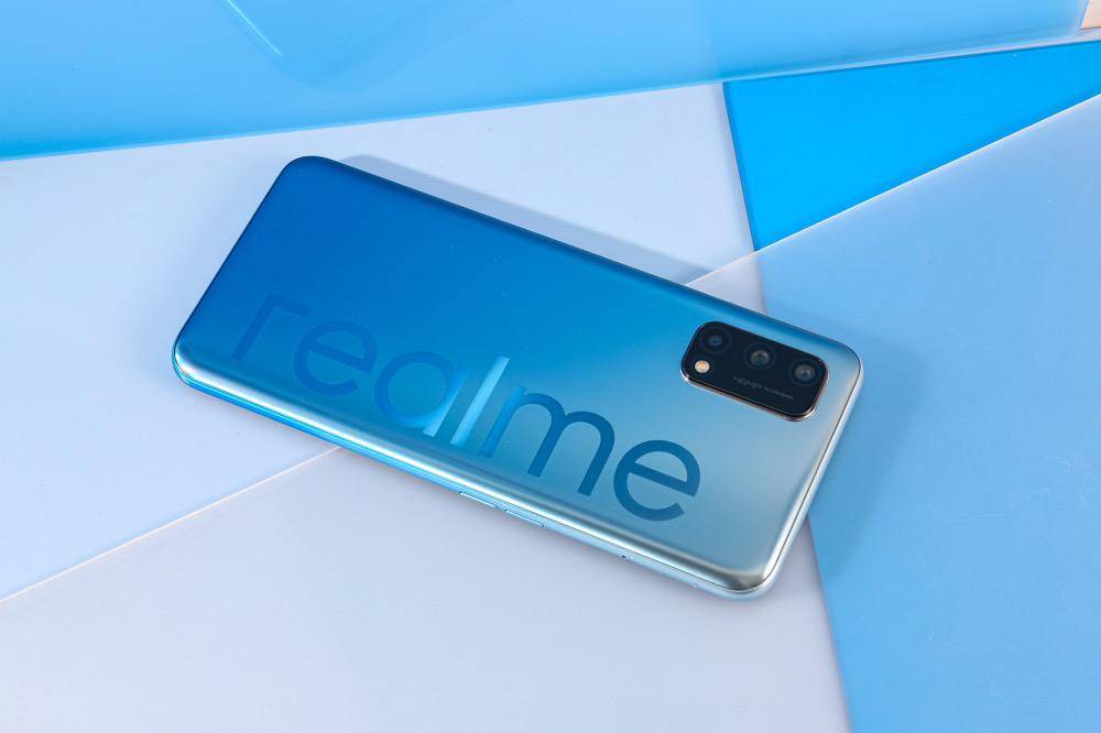 realme q2体验:堪称新一代性价比之王_手机搜狐网