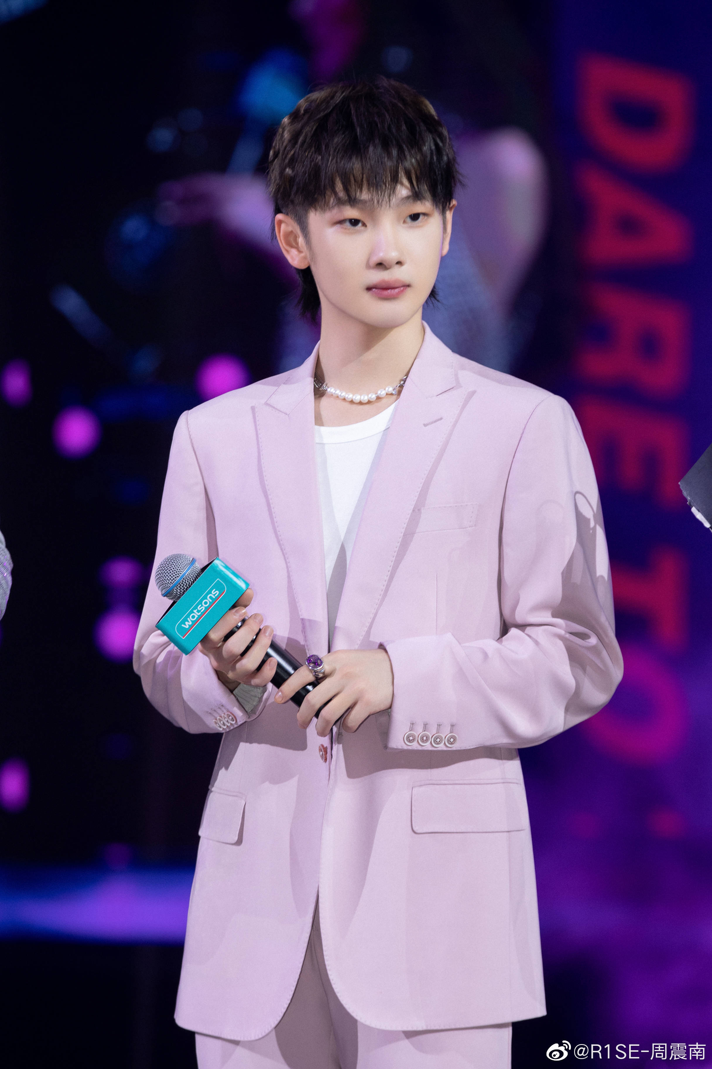 原创r1se被人盯上任豪夏之光周震南频频翻车下一个是何洛洛