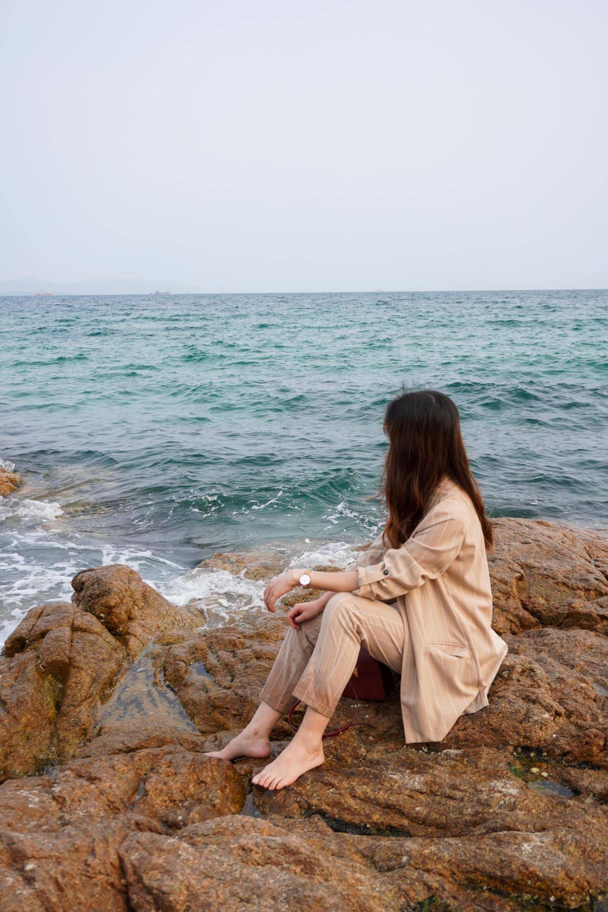 打卡深圳小众海滩,比小梅沙景美,游客稀少_背仔角