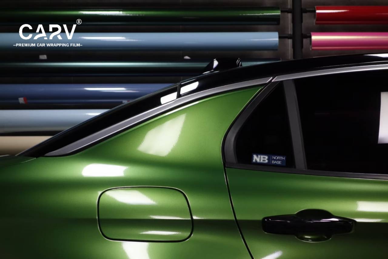 领克03 超亮金属曼巴绿1820