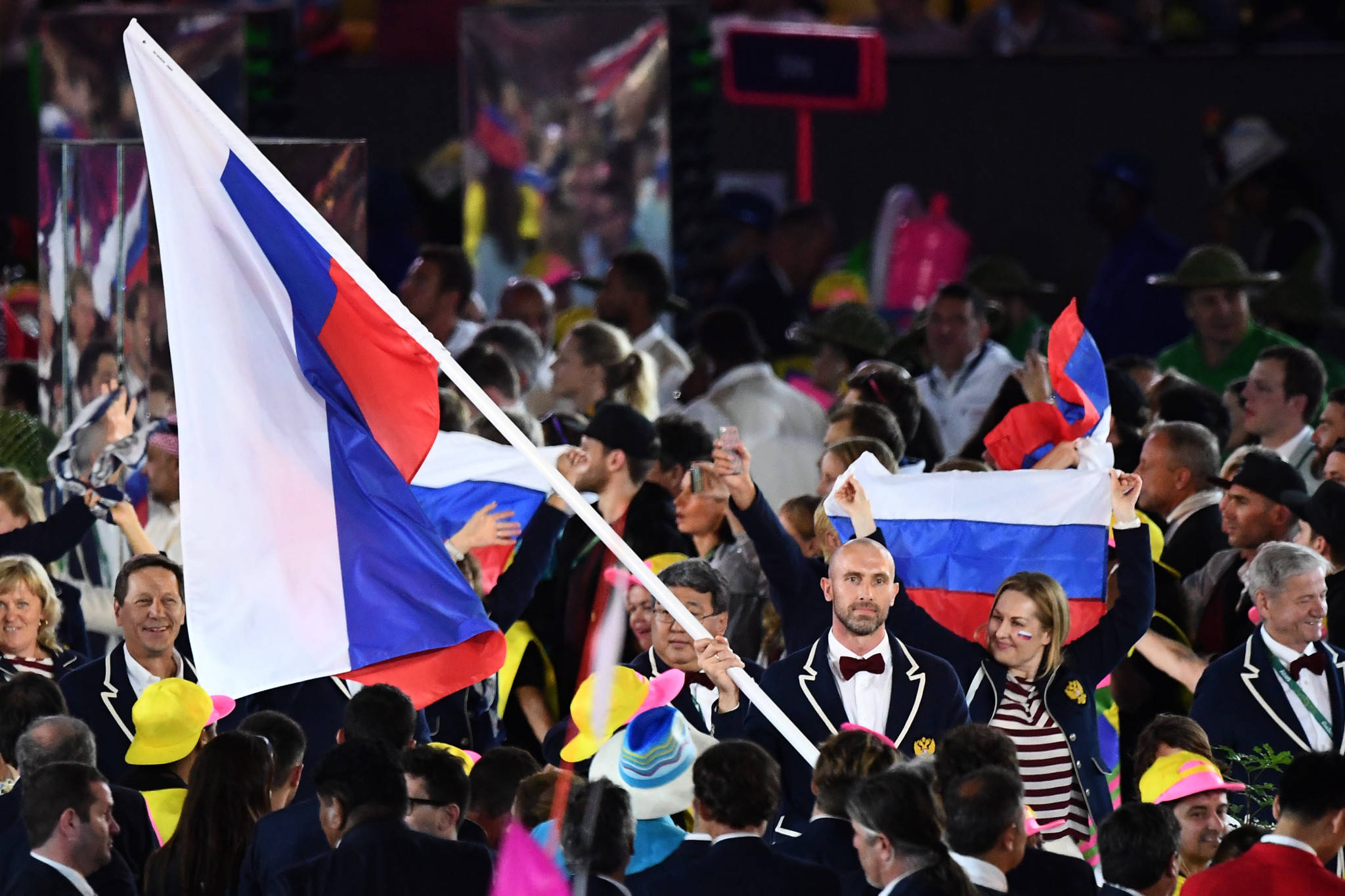 俄罗斯奥运队队旗图片