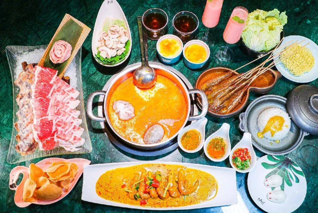 用椰奶做汤底的泰式火锅,带给你全新火锅体验