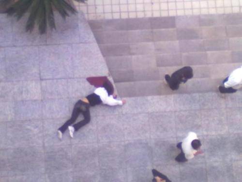 广渠门中学学生坠楼图片