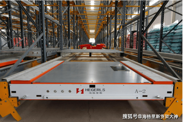 2 号线龙阳路站,7 号线花木路站●磁悬浮列车龙阳路站(从浦东国际机场