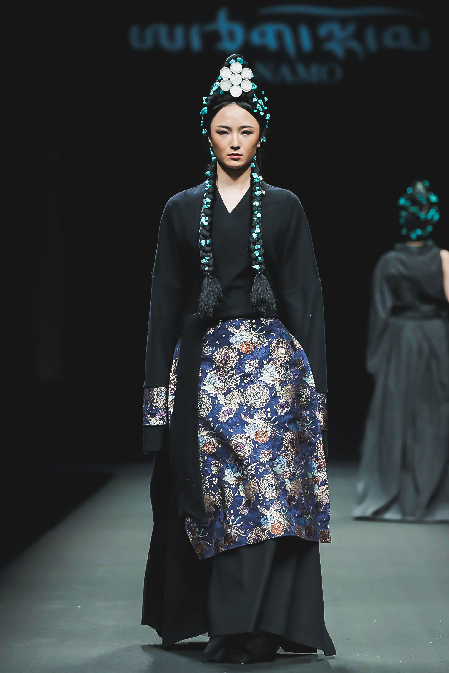 来自西藏的时尚 aj-namo打造民族风尚标再度出彩中国国际时装周