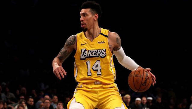 湖人夺冠功臣怒怼不理智球迷:不搭理这帮喜欢找茬的人_丹尼格林