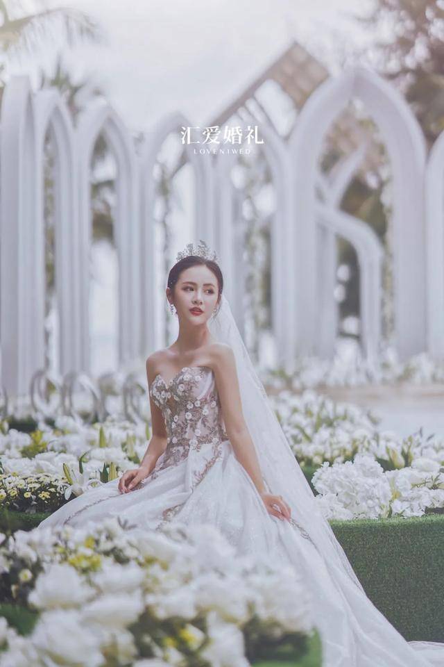 虎牙游戏主播@虎牙贱圣他的公主终于幸福地在一起了_祝静婕