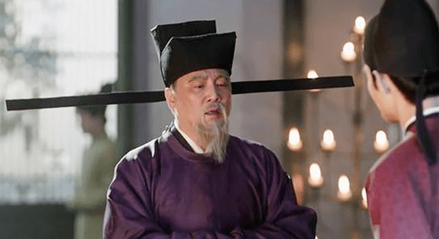 其中王旦为封禅大礼使,王钦若为封禅度经制置使,丁谓负责计度财用