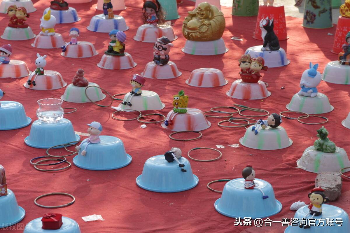 地摊套圈圈的盈利套路原来是这样!