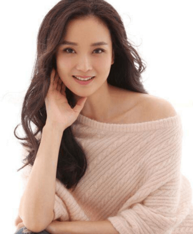 原创她曾是周芷若第一人选却因还珠放弃角色后来46岁悔恨不已