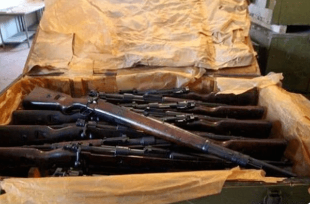 日本宣布投降时,日军将武器藏进秘密军火库里,还称:20年后再来