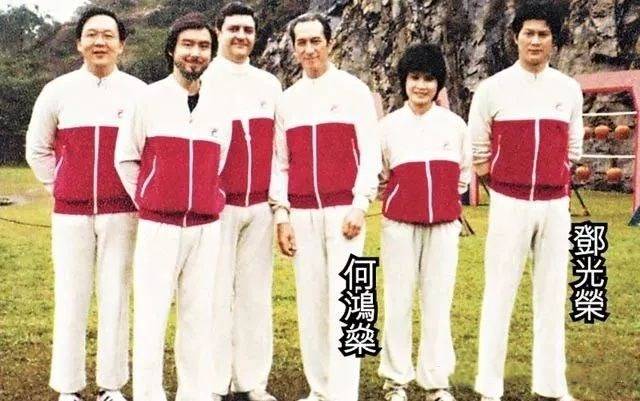 原创江湖大佬邓光荣遗孀近照曝光冻龄气质好丈夫曾大骂郑少秋