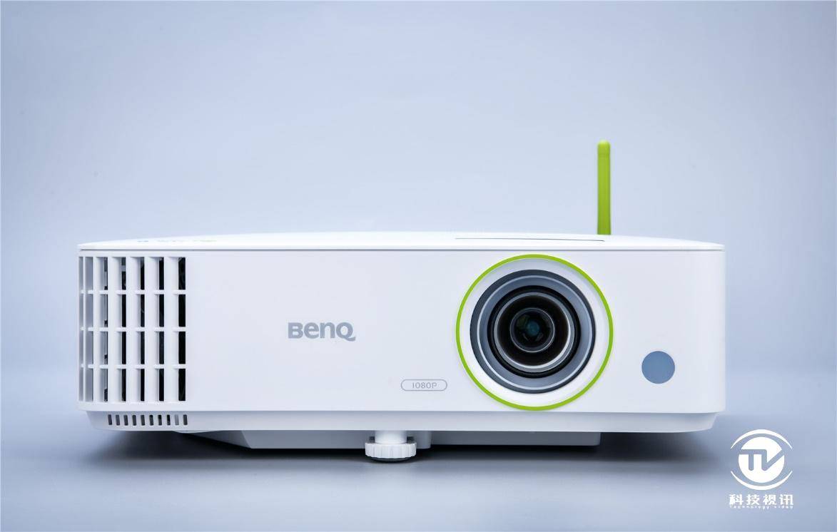 种草现场智娱双绝的全能投影明基e582了解一下