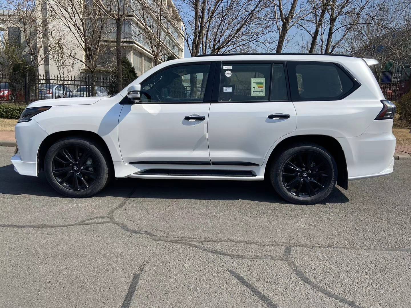 2020新款雷克萨斯lx570 豪华元素动力行情