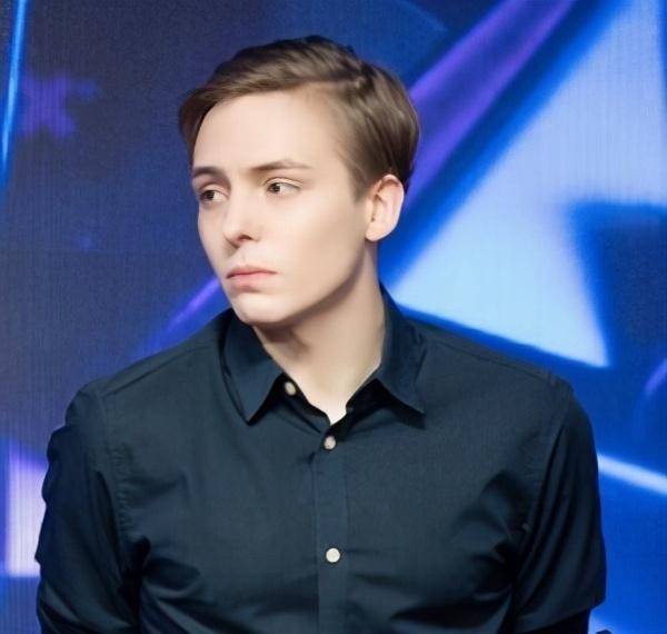 ceo疑似任人唯亲选择美国人当新教练!_崔成勋