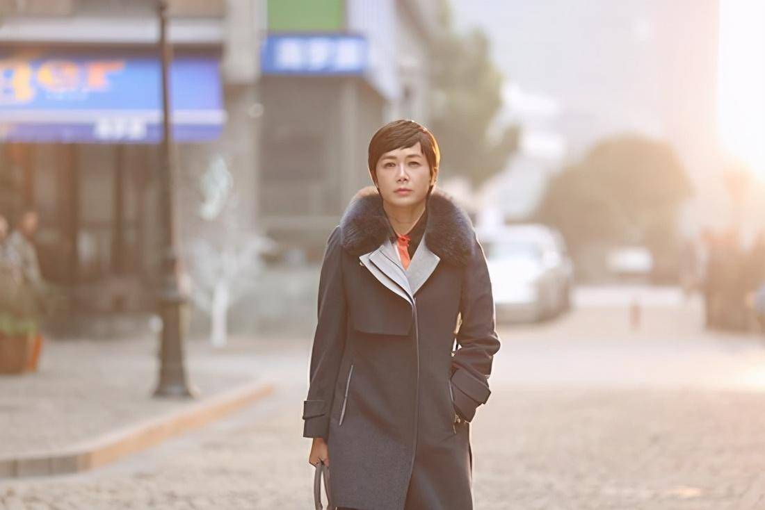 "我还不到40岁,已经和老公分房3年了"女人说出原因,无比心疼_李艾